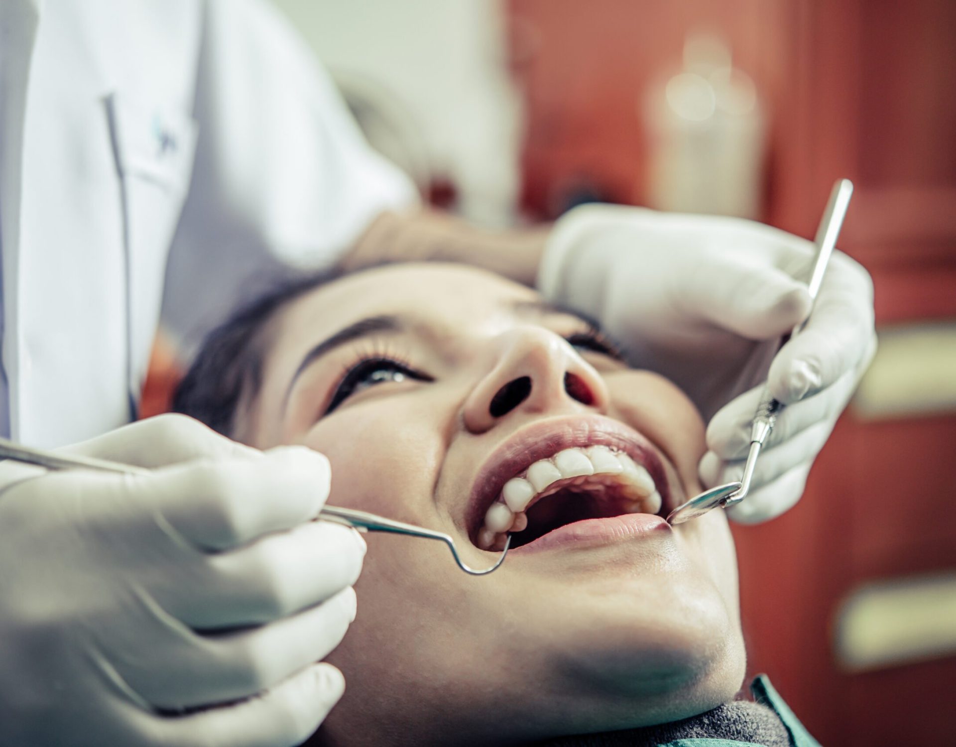 Dentists treat patients' teeth.